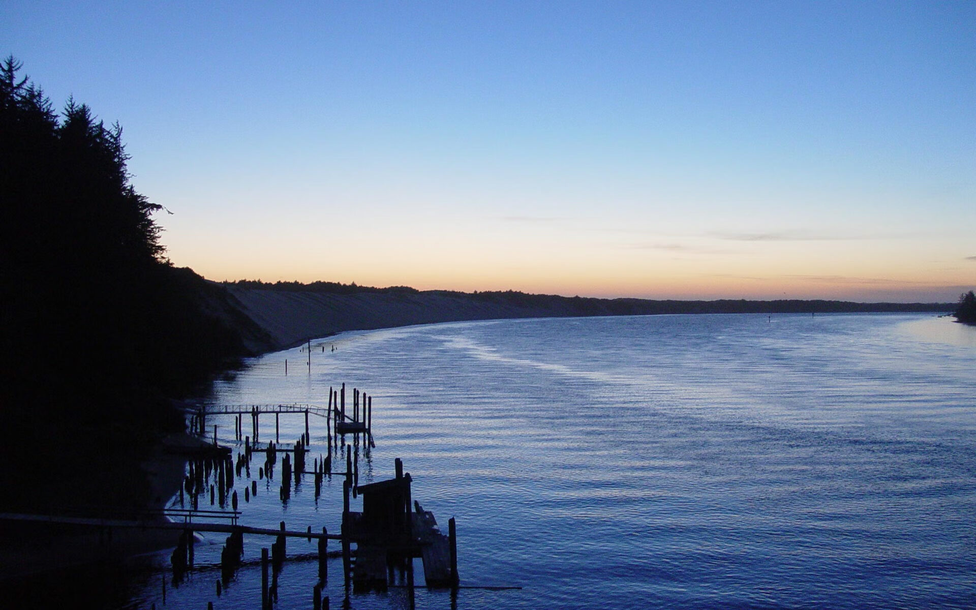 开云体育下载入口-英超：曼城继续领跑，利物浦追赶在望，英超联赛利物浦对曼城