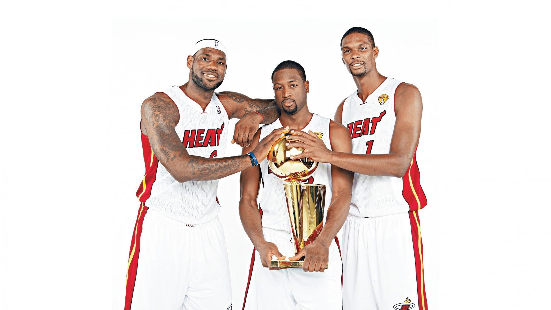 开云体育官网-史上最震撼的欧冠决赛回忆，欧冠决赛表演